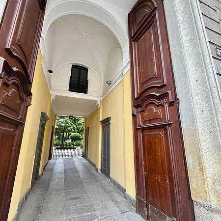 Porta Vigentina Cosy Flat Апартаменты Милан